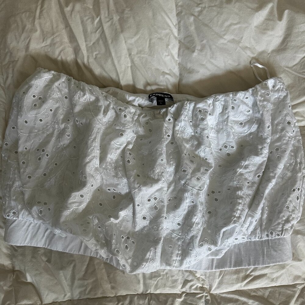 Express eyelet tube/crop top